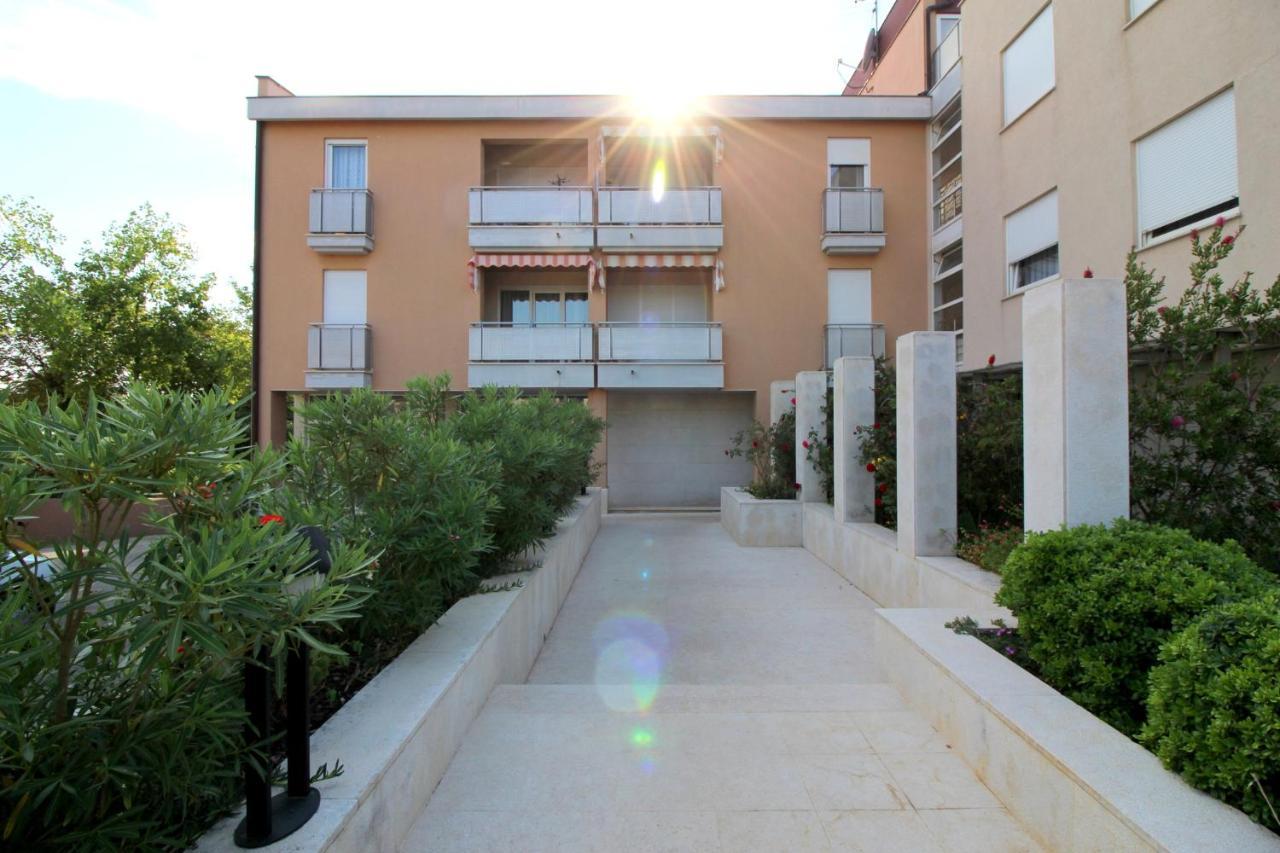 Apartment Vojka In City Center Poreč Eksteriør billede