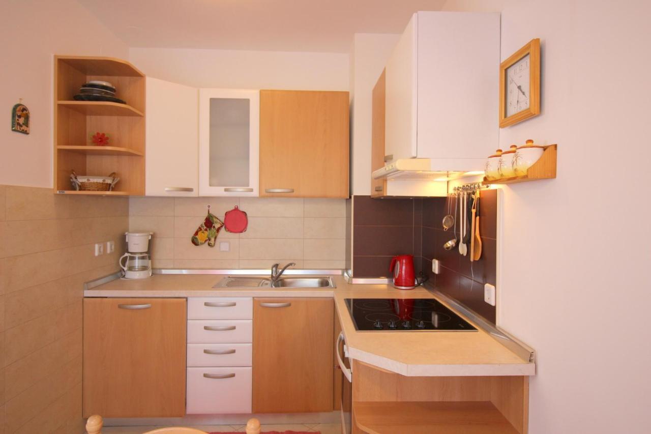 Apartment Vojka In City Center Poreč Eksteriør billede