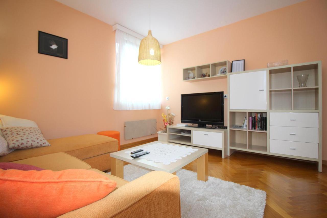Apartment Vojka In City Center Poreč Eksteriør billede